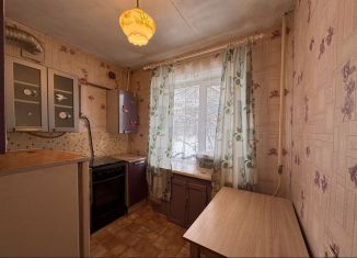 Продам 2-комнатную квартиру, 44.5 м2, Волхов, улица Кирова, 1А