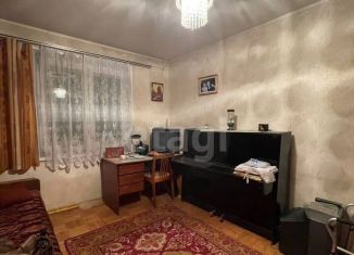 Продается 2-комнатная квартира, 50.1 м2, Челябинск, улица Калинина, 1