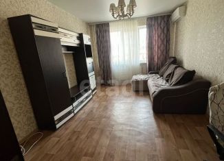 Сдается двухкомнатная квартира, 52 м2, Приморский край, Артековская улица, 1