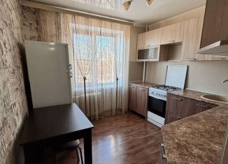 Сдается 1-ком. квартира, 36 м2, Георгиевск, улица Калинина, 133