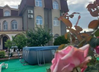 Комната в аренду, 20 м2, поселок городского типа Заозерное, проспект Латышева, 11