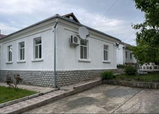 Сдам в аренду дом, 120 м2, Крым, улица Щаденко