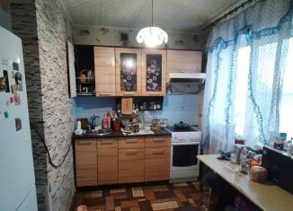 Продается 3-комнатная квартира, 50 м2, Красноярский край, 1-й Юго-Восточный микрорайон, 22