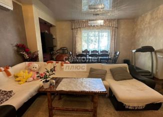 Дом на продажу, 163.7 м2, Астрахань, Кировский район, Бакинская улица, 11