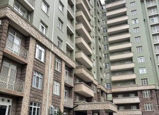 Продам двухкомнатную квартиру, 70 м2, Махачкала, улица Титова, 144к3