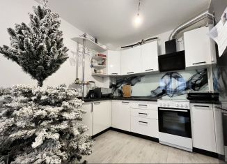 Продается 2-комнатная квартира, 40 м2, Красноярский край, улица Карамзина, 6