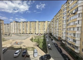 Продам 1-комнатную квартиру, 42.2 м2, Каспийск, улица Зейнудина Батманова, 12А