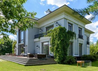 Продаю дом, 1675 м2, деревня Переделки