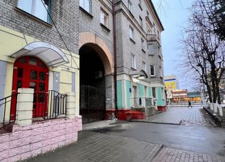 Продаю торговую площадь, 45 м2, Брянск, улица Куйбышева, 19, Бежицкий район