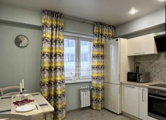 Продам 2-ком. квартиру, 41 м2, Иркутск, Култукская улица, 70