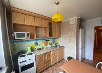 Продам 2-ком. квартиру, 52 м2, Забайкальский край, микрорайон Гвардейский, 12