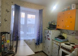 Продается 2-ком. квартира, 45.8 м2, Артёмовский, улица Чехова, 28