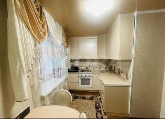 Продам трехкомнатную квартиру, 66.9 м2, посёлок городского типа Богандинский, Рабочая улица, 24