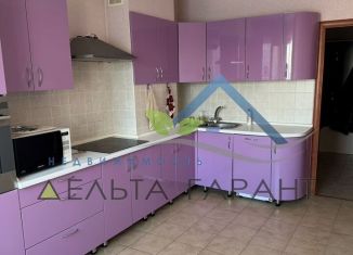 Продаю 3-комнатную квартиру, 72 м2, Красноярский край, улица Молокова, 58