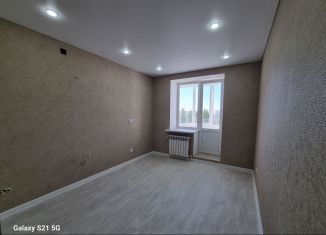 Продам 1-ком. квартиру, 38 м2, Саратов, улица имени Николая Сдобнова, 7