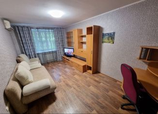 Аренда двухкомнатной квартиры, 49 м2, Хабаровский край, улица Яшина, 83