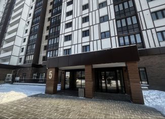 Продажа 3-ком. квартиры, 83 м2, Ульяновск, улица Кирова, 54, Железнодорожный район