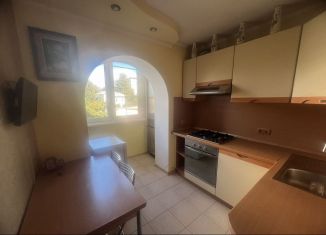 Сдам двухкомнатную квартиру, 50 м2, Сочи, Дагомысский переулок, 17, микрорайон Ареда