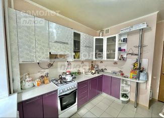 Продам 3-ком. квартиру, 74 м2, Ессентуки, Пятигорская улица, 121