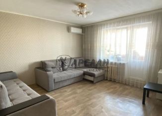 Продам 3-комнатную квартиру, 68 м2, Казань, улица Академика Парина, 4, Приволжский район