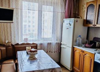 Продается двухкомнатная квартира, 53.6 м2, Крымск, улица Маршала Жукова, 17