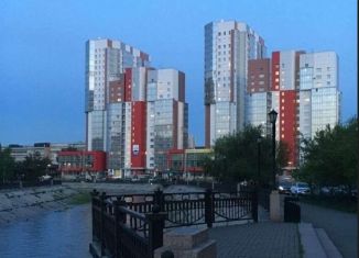 Продам 1-комнатную квартиру, 45 м2, Красноярский край, улица Республики, 37А