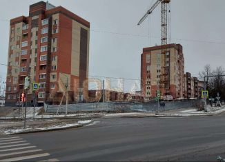 Продаю 2-ком. квартиру, 72 м2, Кострома, улица Стопани, 46