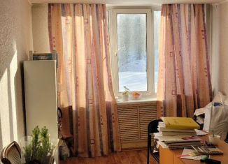 Сдается в аренду помещение свободного назначения, 17.4 м2, Соликамск, улица 20-летия Победы, 119