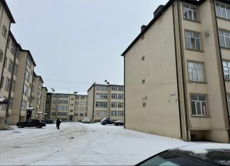 Продажа 2-комнатной квартиры, 69 м2, Нальчик, Солнечная улица, 10к1