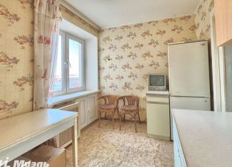 Продаю 2-комнатную квартиру, 48.5 м2, Павловский Посад, Большой Железнодорожный проезд, 6