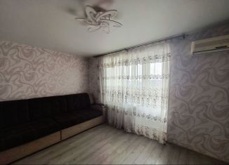 Продам 3-комнатную квартиру, 63 м2, Ейск, Коммунистическая улица, 20/1