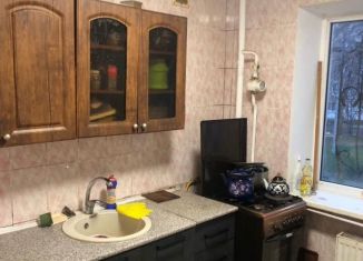 Продажа 3-ком. квартиры, 54.8 м2, Армянск, улица Иванищева, 21