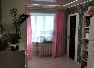 Продаю 2-ком. квартиру, 40 м2, Пермь, Краснополянская улица, 9