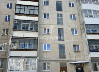 Продается 2-ком. квартира, 49.4 м2, Свердловская область, 2-й микрорайон, 13