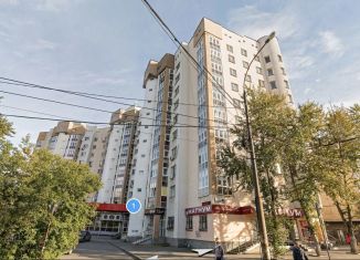 Продается 2-комнатная квартира, 65.5 м2, Екатеринбург, Чкаловский район, Самолётная улица, 1