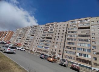 Продажа 2-комнатной квартиры, 46.3 м2, Абакан, улица Некрасова, 12