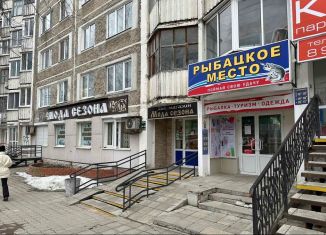 Продаю помещение свободного назначения, 63.8 м2, Березники, улица Мира, 58