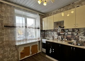 Продажа 2-ком. квартиры, 42 м2, Среднеуральск, улица Калинина, 17А