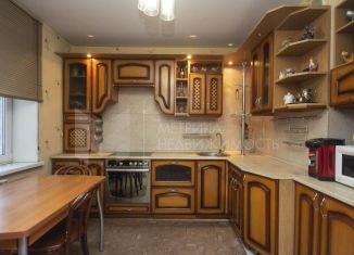 Продажа трехкомнатной квартиры, 87 м2, Тюмень, Инженерная улица, 72