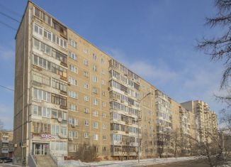 Продажа 3-ком. квартиры, 60 м2, Екатеринбург, улица Металлургов, 28, Верх-Исетский район