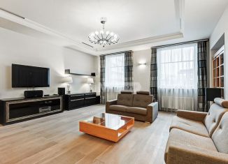 Продам 3-ком. квартиру, 116.5 м2, Москва, метро Кропоткинская, Филипповский переулок, 13с2