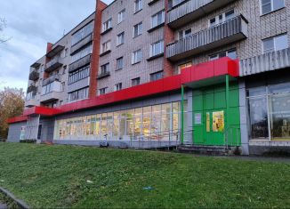 Сдается в аренду помещение свободного назначения, 94 м2, Псков, улица Труда, 47