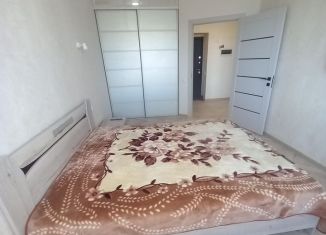 Сдам в аренду 1-ком. квартиру, 40 м2, Ессентуки, Очаровательная улица, 14