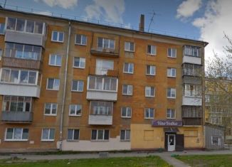 Продам торговую площадь, 90 м2, Свердловская область, улица Пархоменко, 133