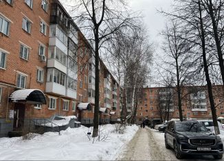 Продается 2-ком. квартира, 44 м2, Удмуртия, улица 1 Мая, 83