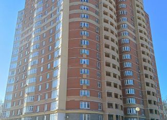 Сдаю в аренду 2-комнатную квартиру, 63 м2, Троицк, Октябрьский проспект, 1к1