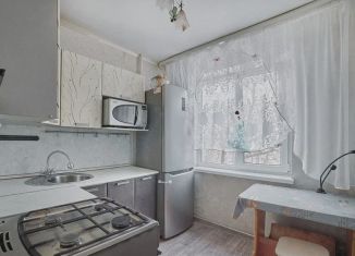 Продается 2-ком. квартира, 42.6 м2, Челябинск, улица Гагарина, 46А