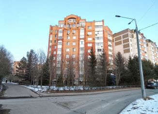 Продам 4-комнатную квартиру, 122 м2, Обнинск, улица Гагарина, 15