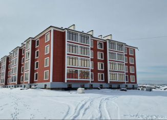 Продаю 3-комнатную квартиру, 90 м2, Нальчик, улица Шогенова, 77