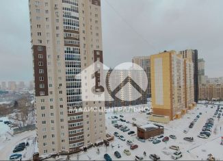 Продается 2-комнатная квартира, 59.8 м2, Новосибирск, метро Маршала Покрышкина, микрорайон Закаменский, 13